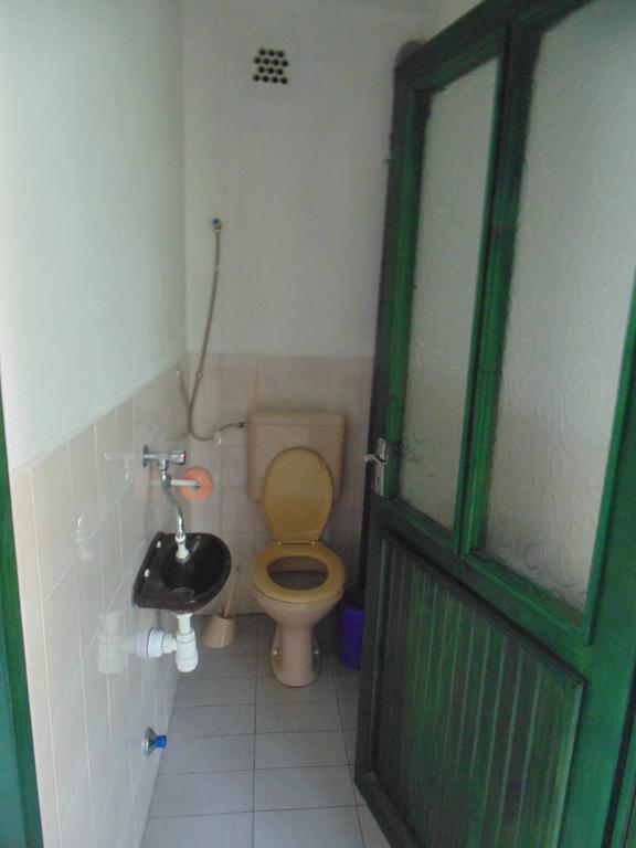 ホテルHuta Vendeghaz Kishuta エクステリア 写真